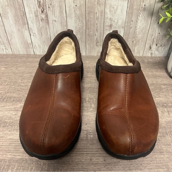 L.L. Bean Brown Leather Loafers Slip-Ons Shearling Lined 6 - Picture 2 of 7